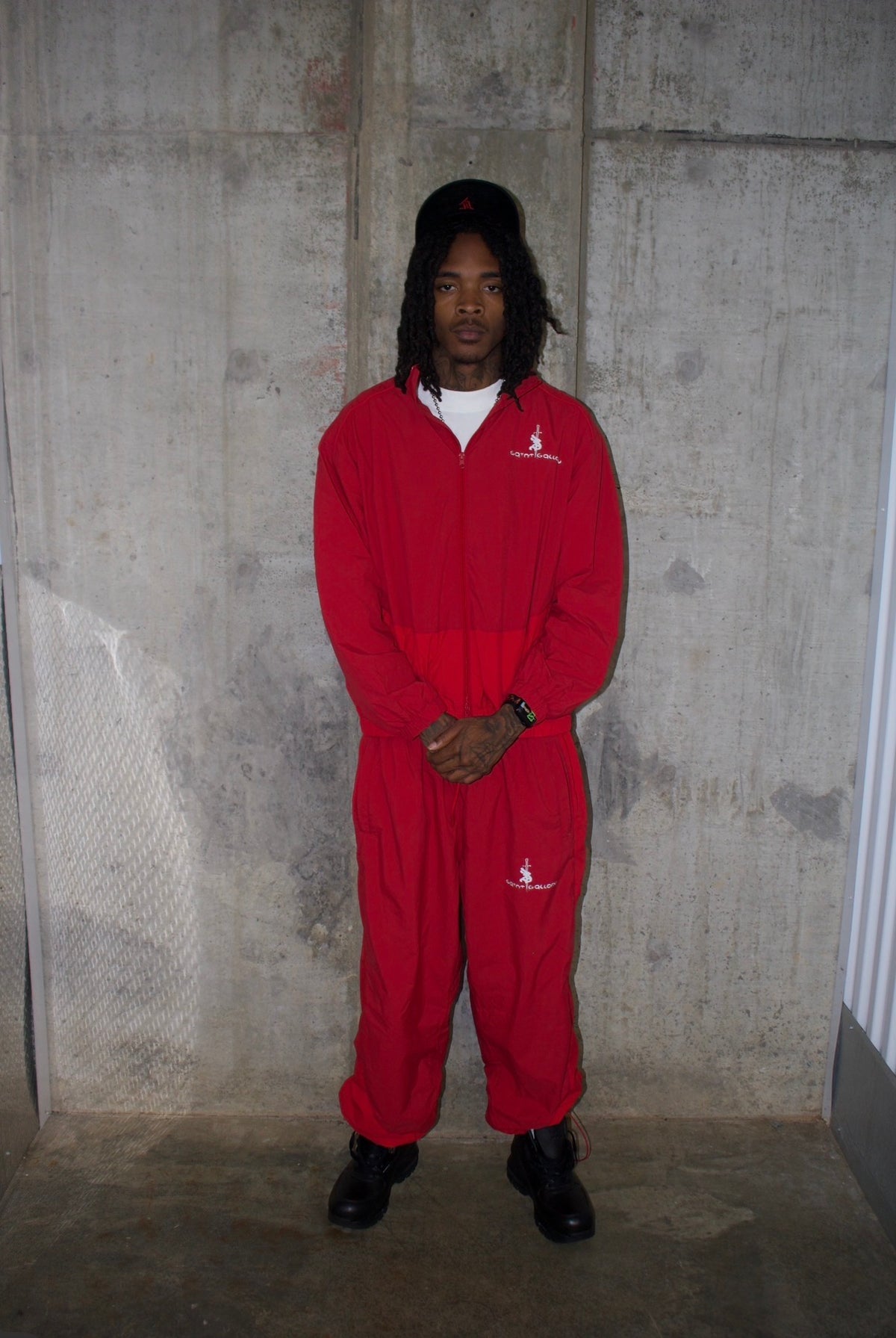 RED ESSENTIAL WINDBREAKER SET