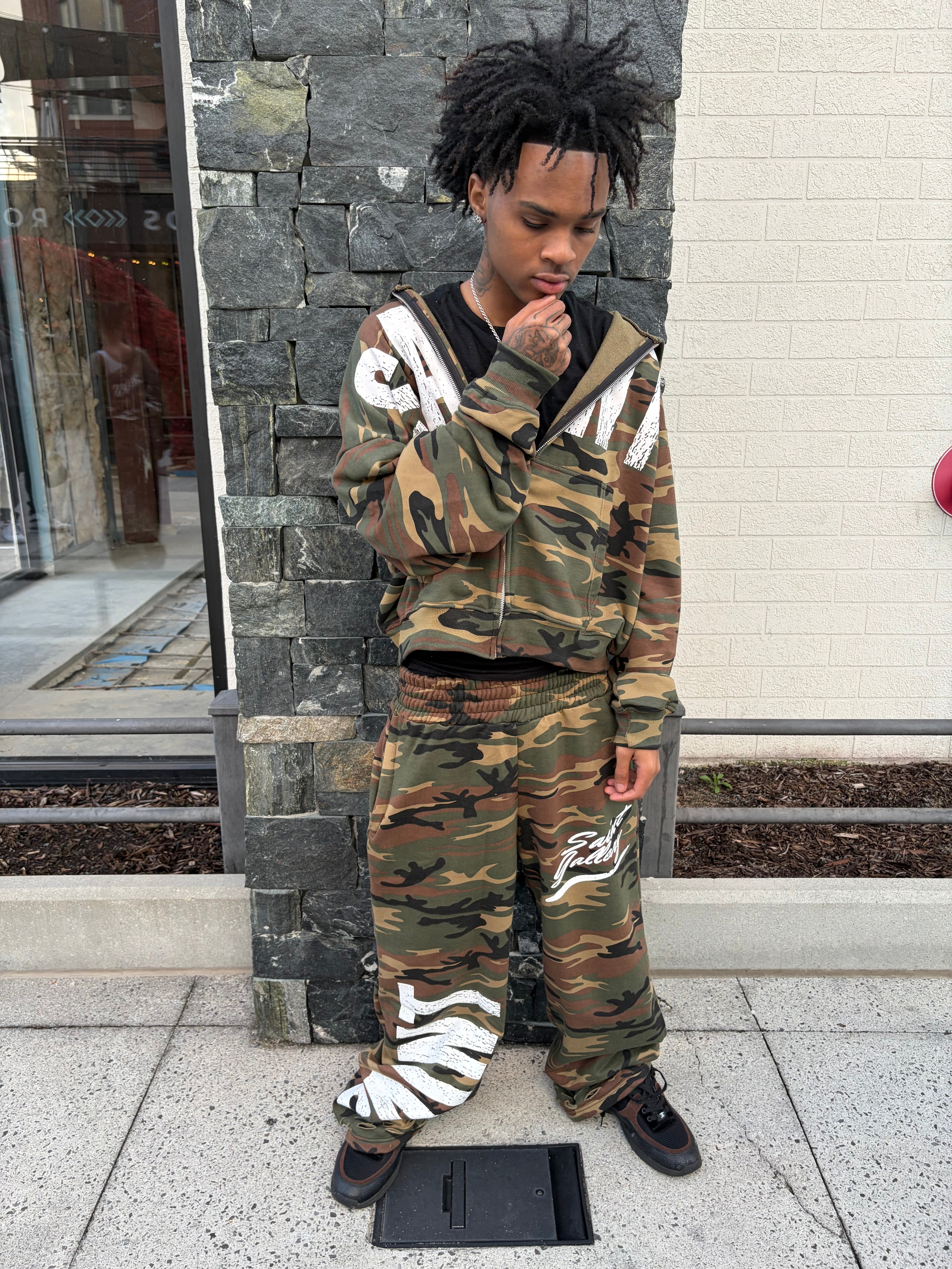 SAINT GALLERY ESSENTIAL CAMO SWEATPANTS