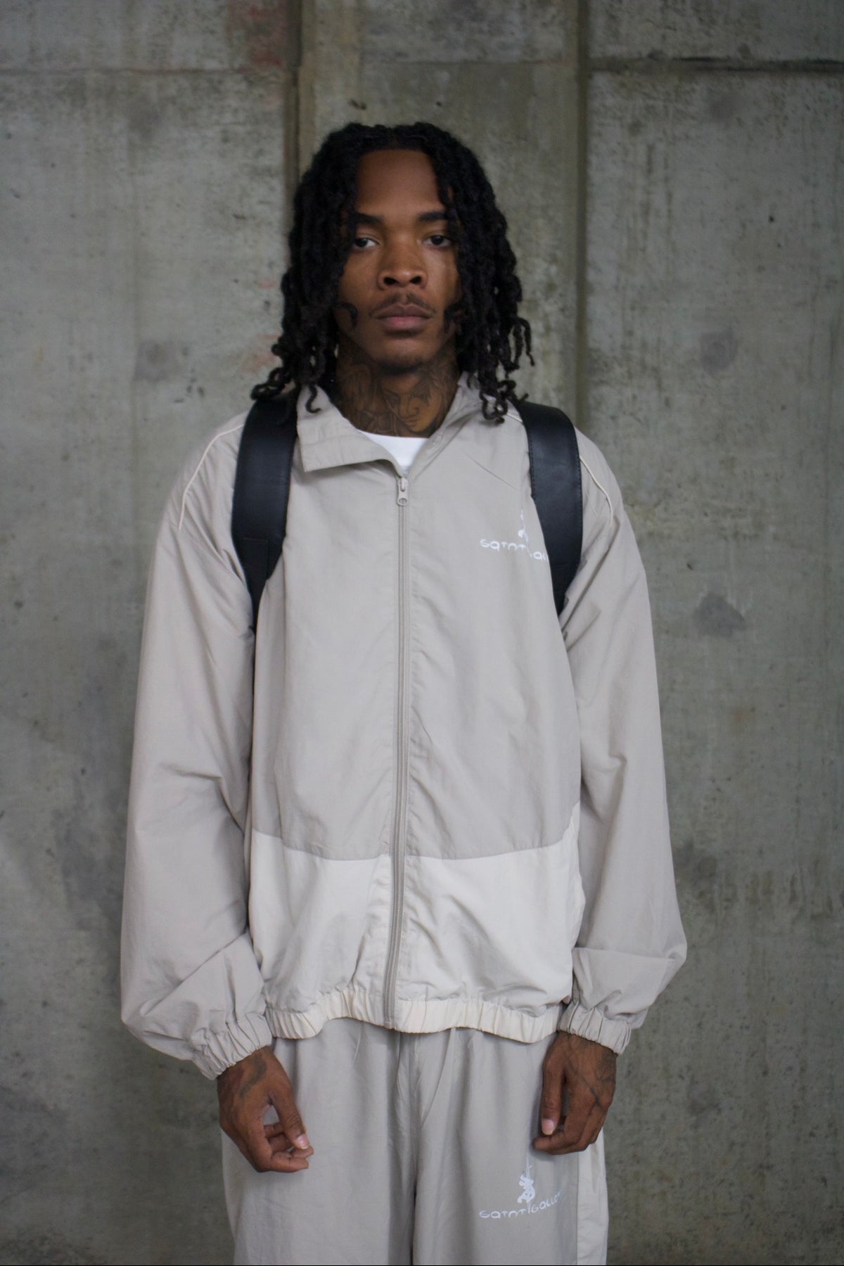 GREY ESSENTIAL WINDBREAKER SET