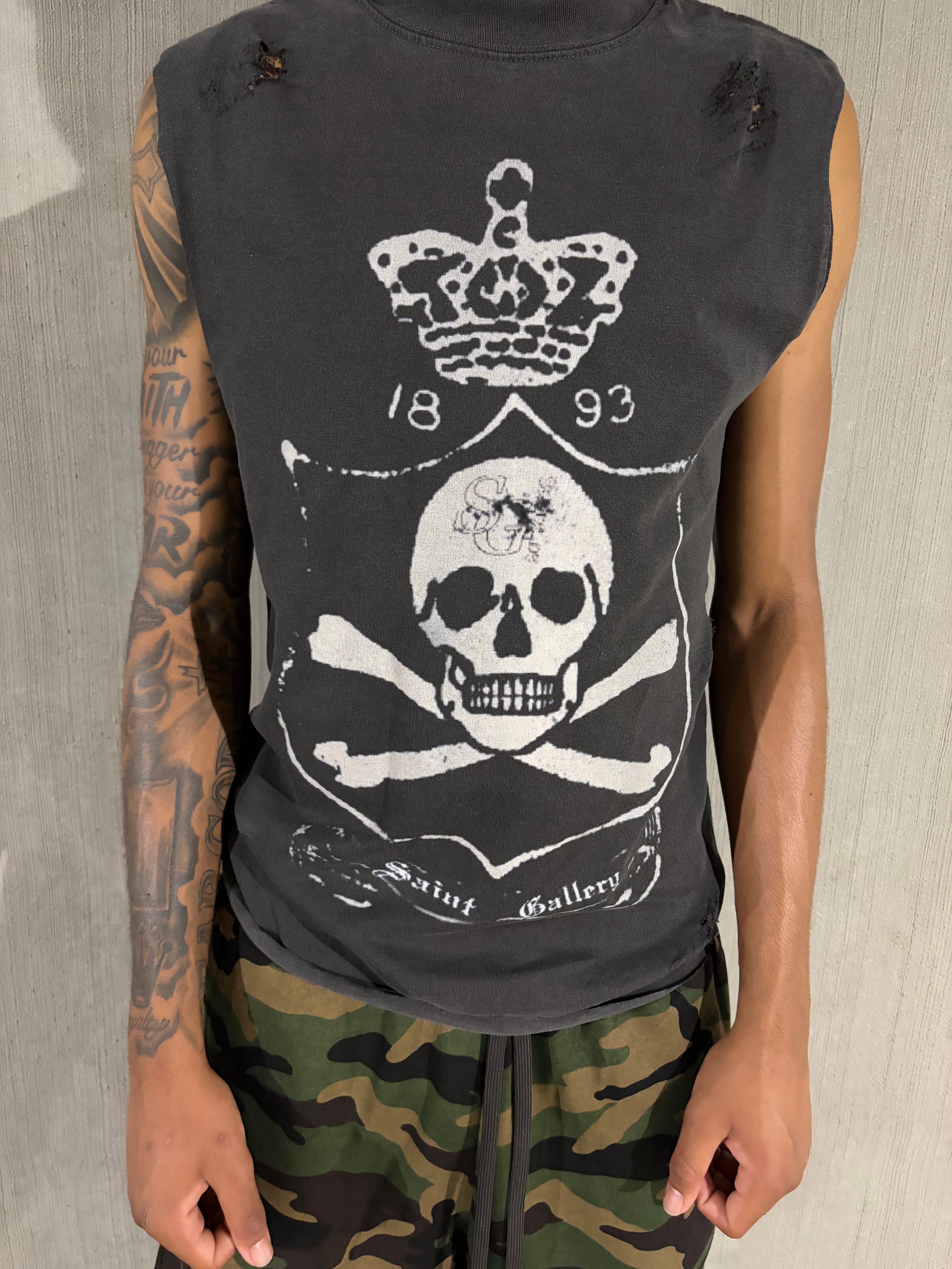 Skull tee