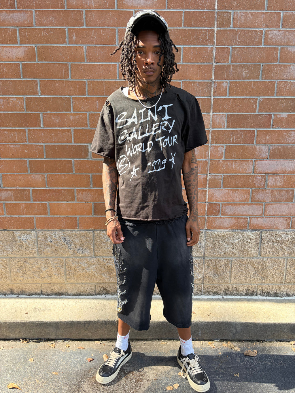WORLD TOUR TEE