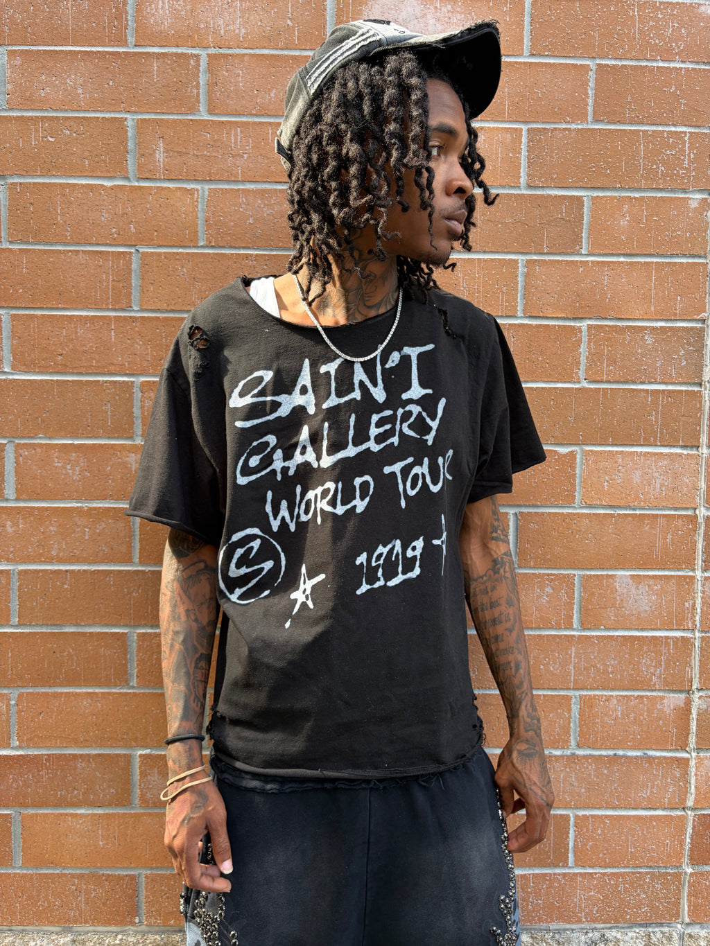 WORLD TOUR TEE