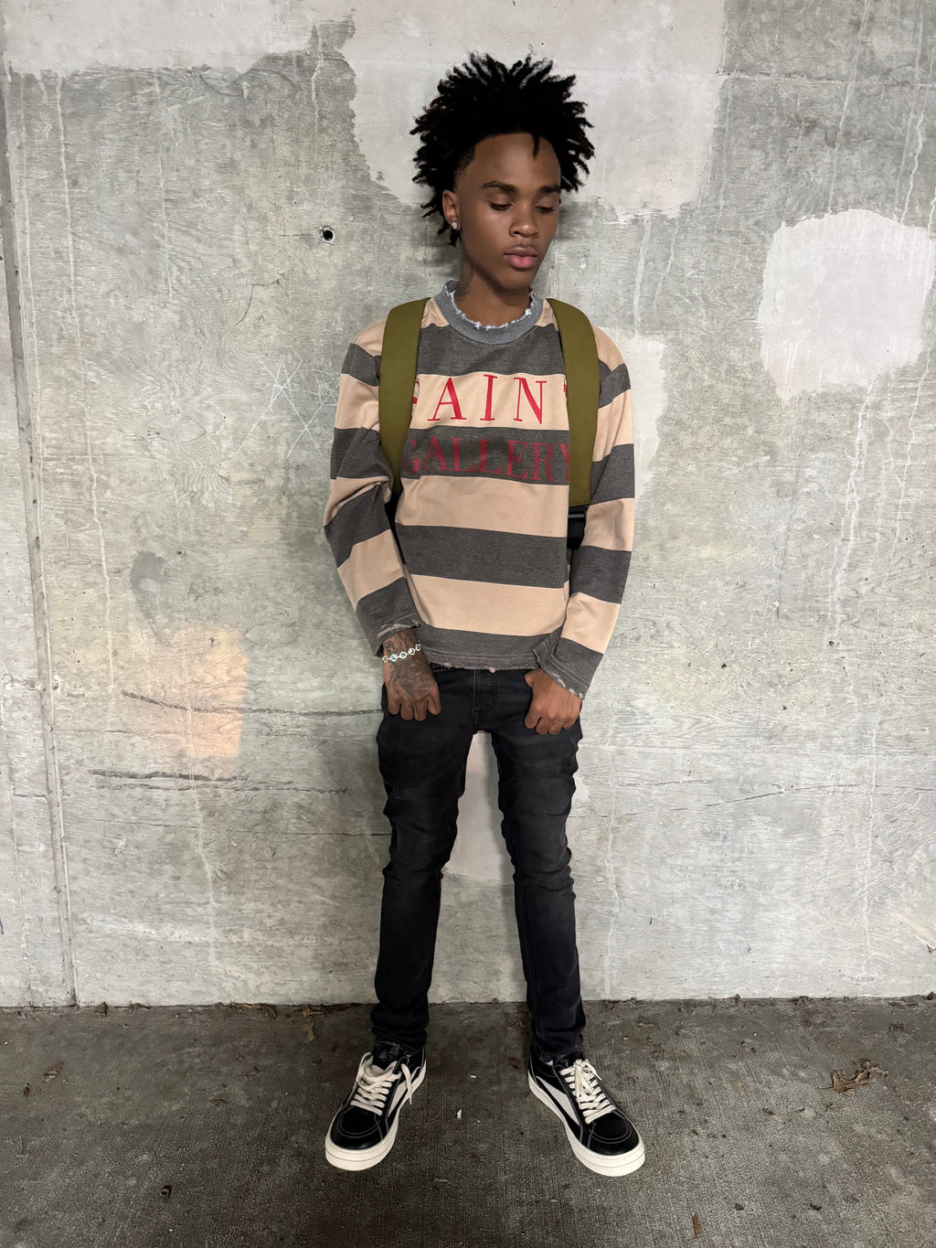 LONGSLEEVE STRIPED TEE