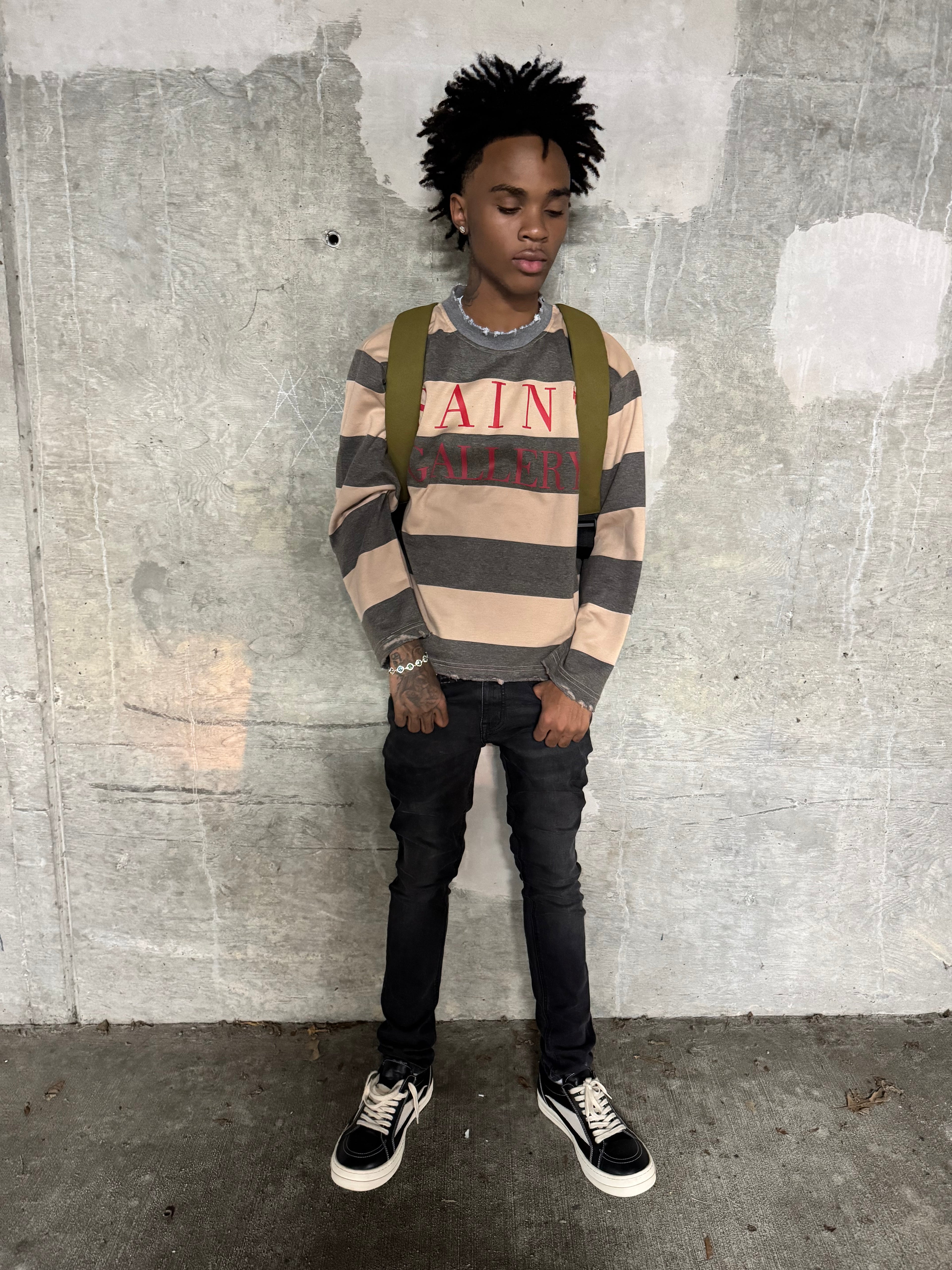 LONGSLEEVE STRIPED TEE